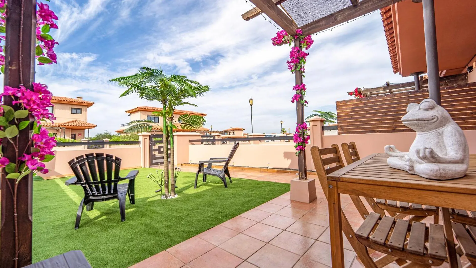 Villa Colibri Dorado Lajares Spain